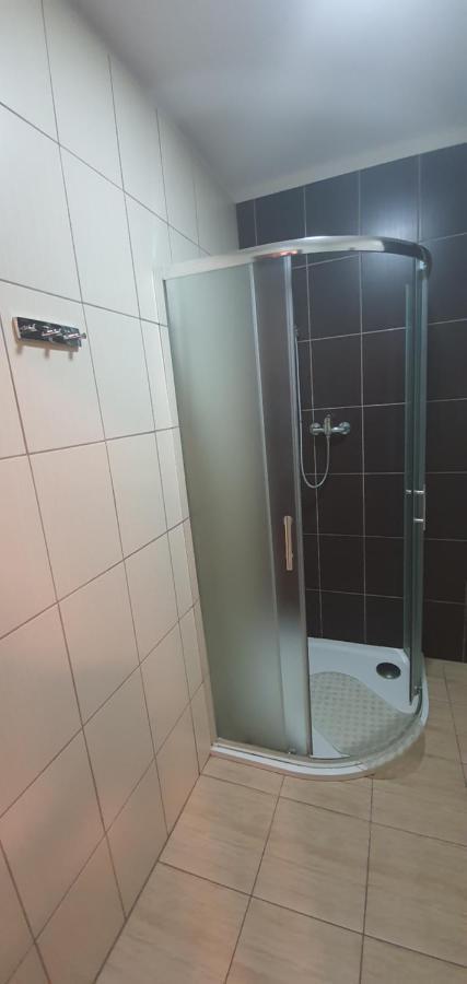 Penzion U Kohoutka Pardubice Exterior foto